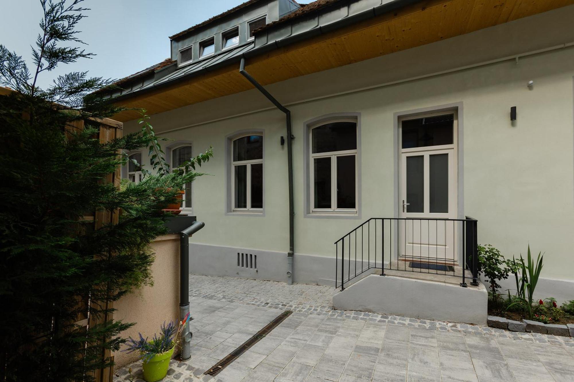 Aparthotel House 66 Braşov Exterior foto